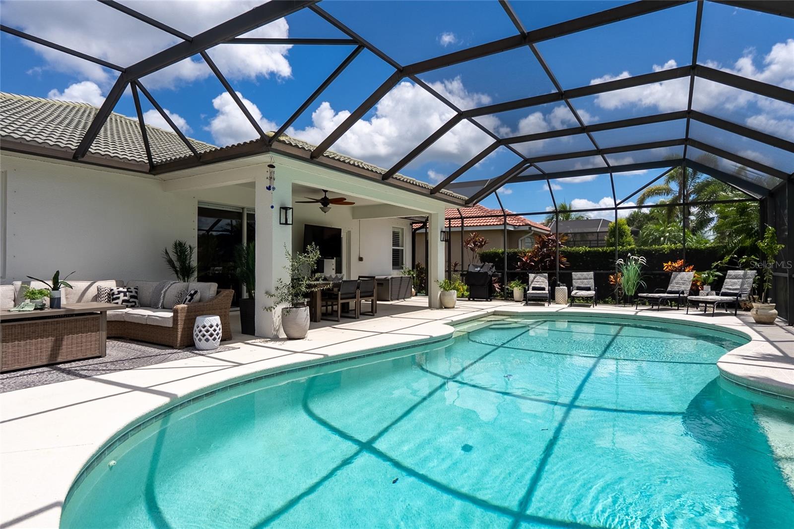 Image 54 of 72 For 9010 Kingsbury Place