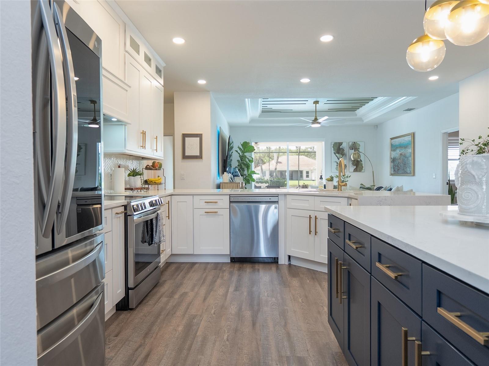 Image 8 of 72 For 9010 Kingsbury Place