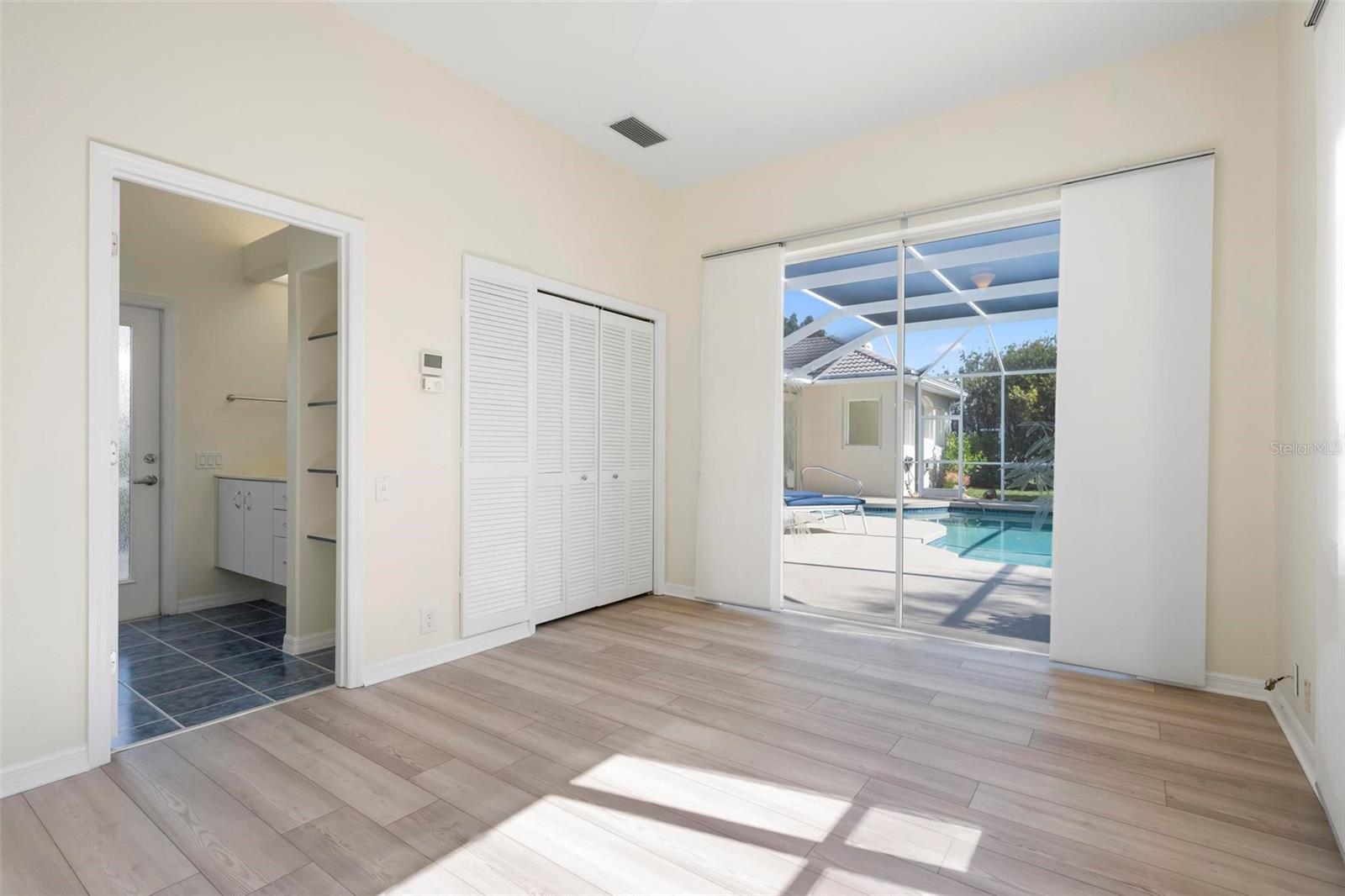 Image 55 of 90 For 809 Blue Crane Drive