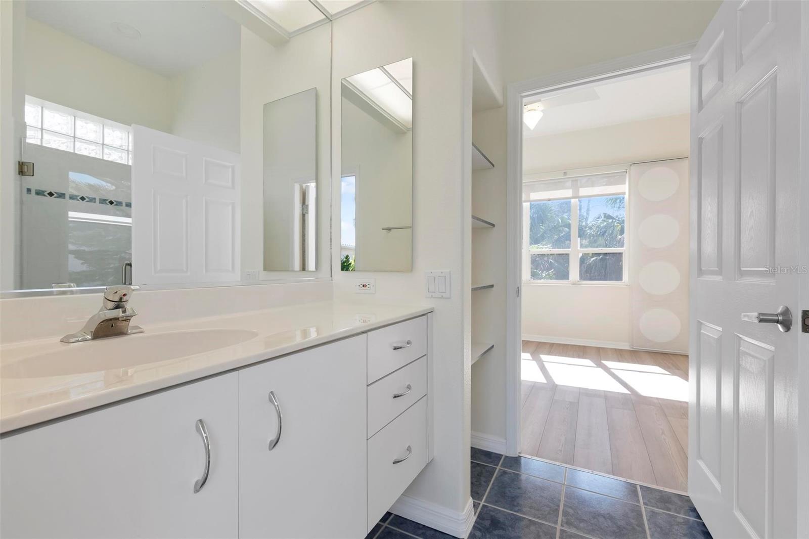 Image 56 of 90 For 809 Blue Crane Drive