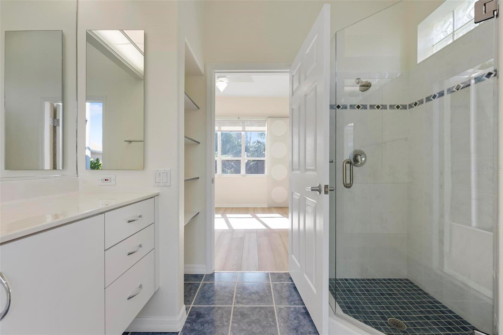 Image 57 of 90 For 809 Blue Crane Drive