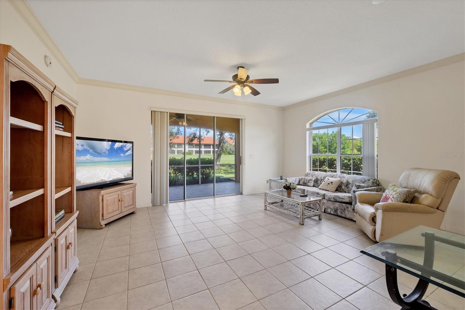 Image 5 of 39 For 1007 Gondola Park Drive 1007