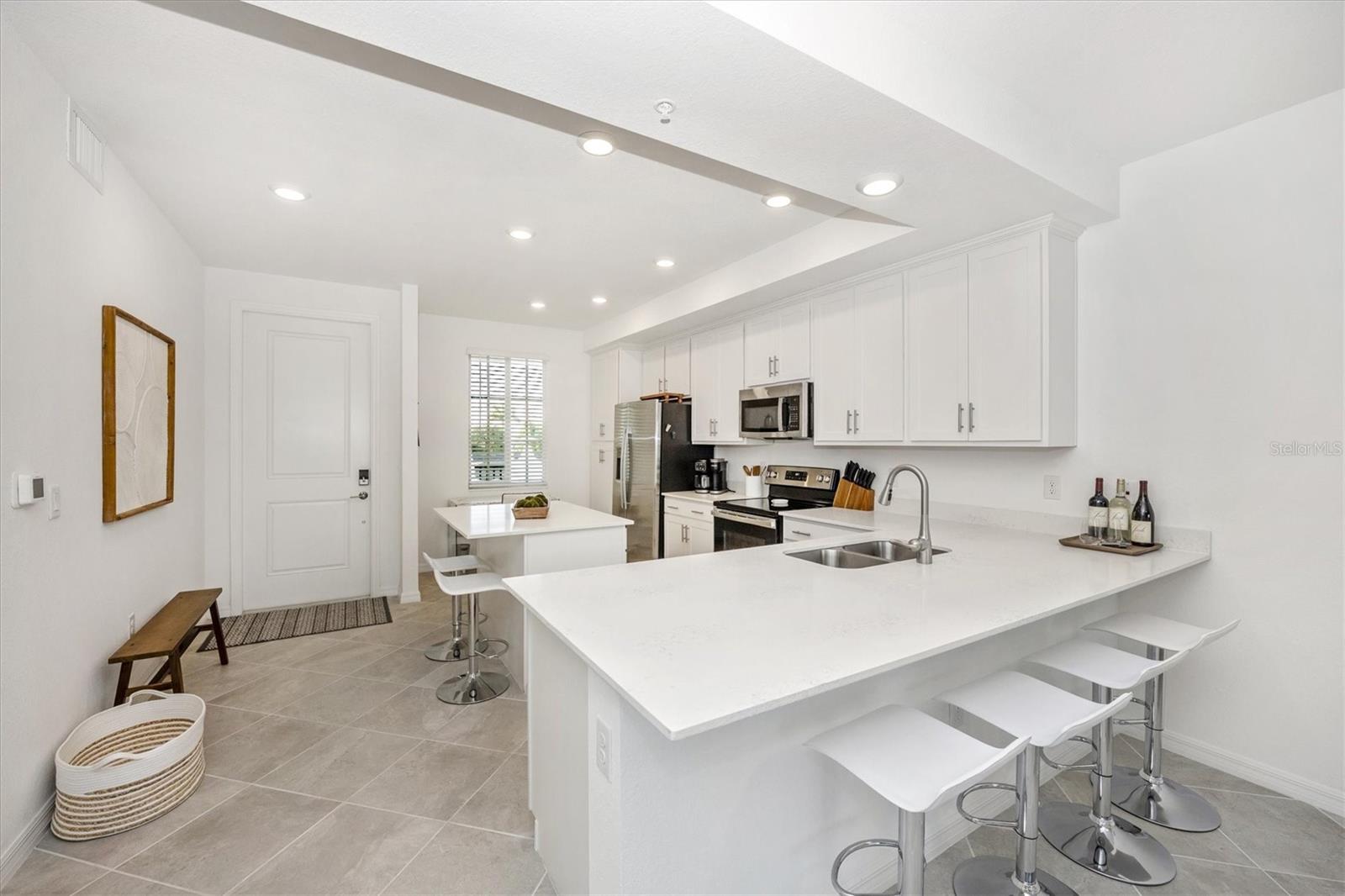 Image 10 of 85 For 12240 Wellen Golf Street 204