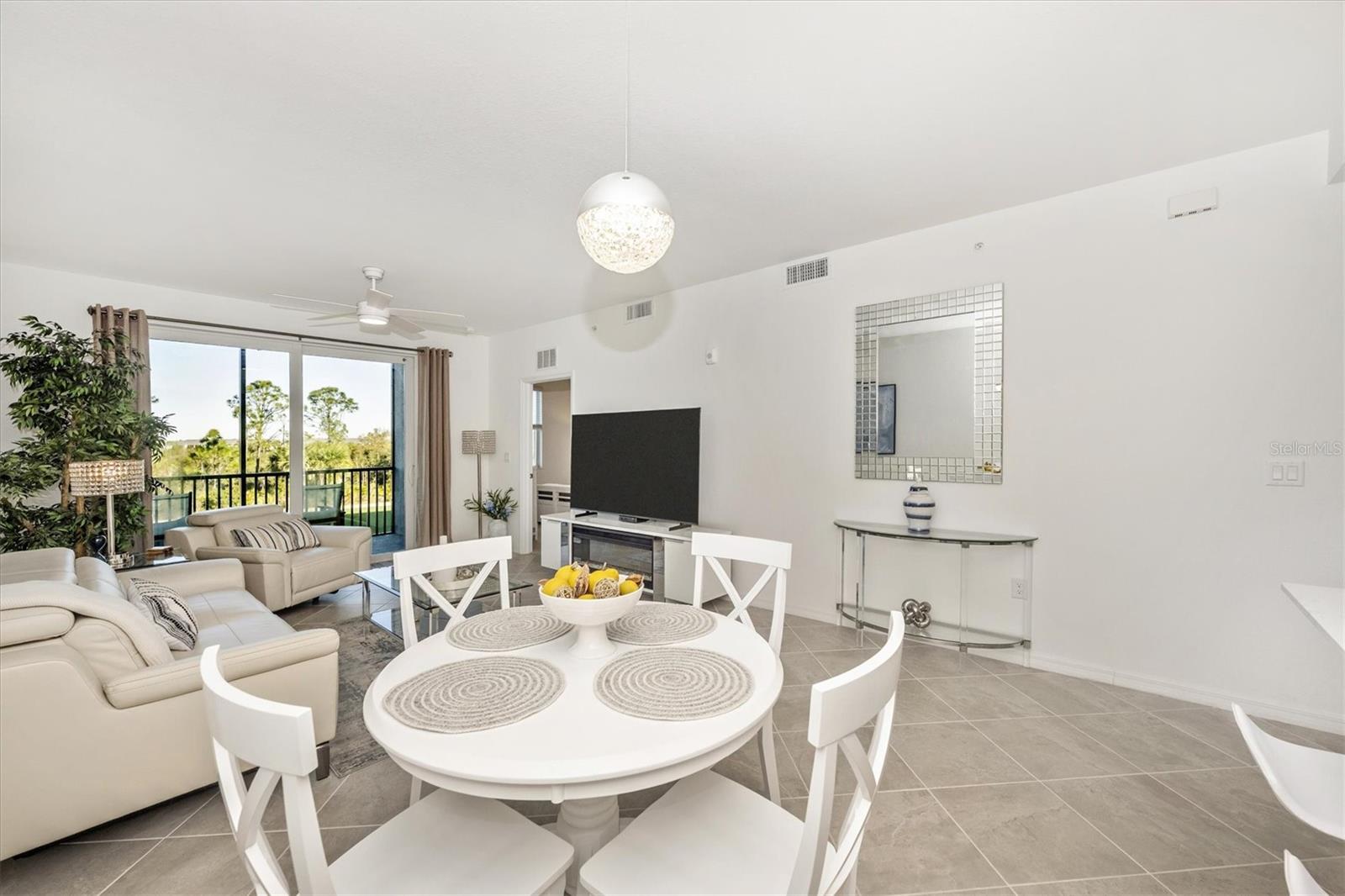 Image 14 of 85 For 12240 Wellen Golf Street 204