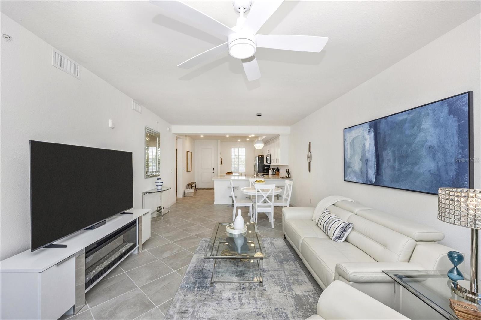 Image 18 of 85 For 12240 Wellen Golf Street 204