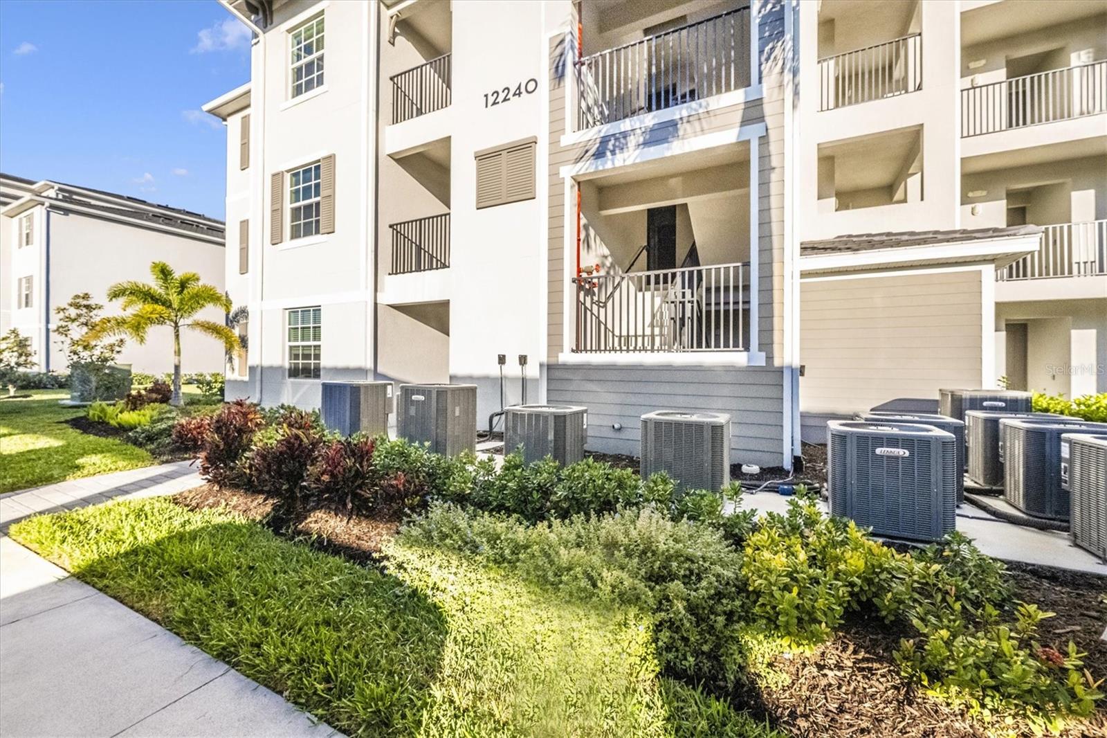 Image 43 of 85 For 12240 Wellen Golf Street 204