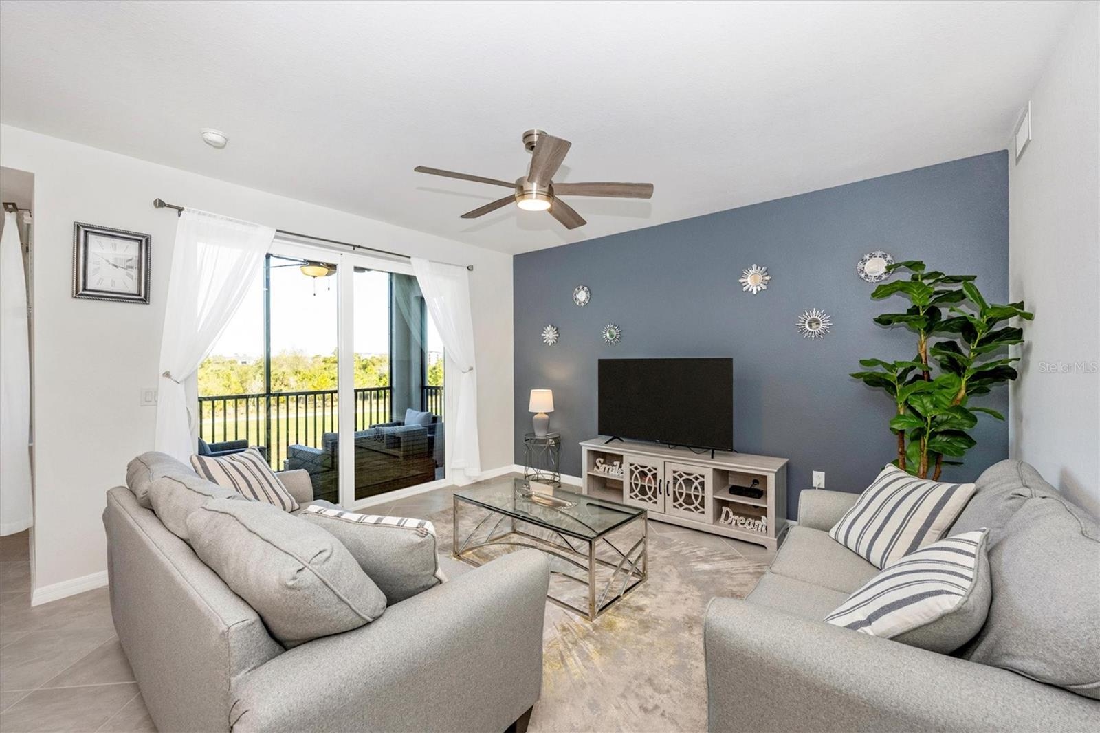 Image 15 of 94 For 12240 Wellen Golf Street 207