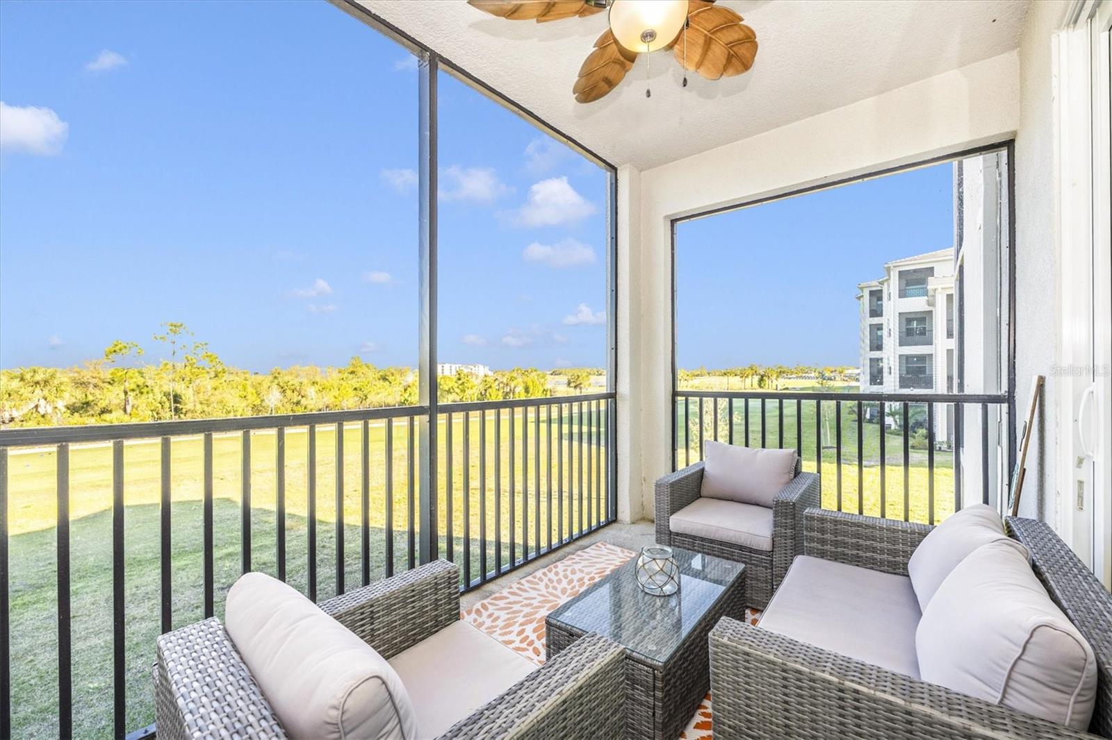 Image 38 of 94 For 12240 Wellen Golf Street 207