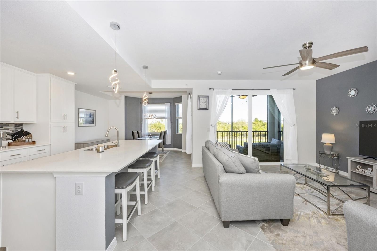 Image 5 of 94 For 12240 Wellen Golf Street 207