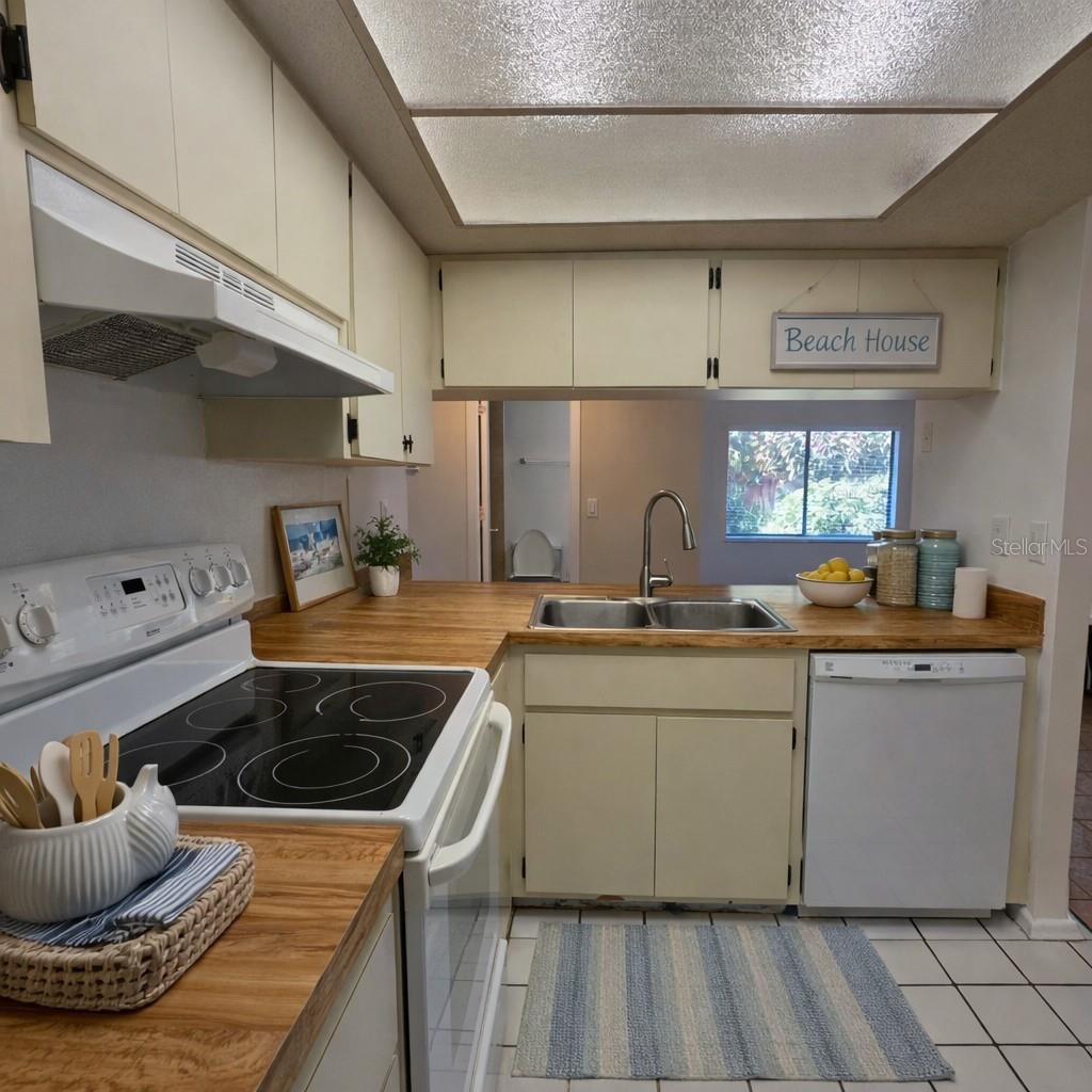 Image 17 of 24 For 9000 Griggs Road G