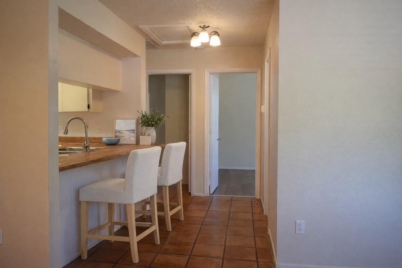 Image 7 of 24 For 9000 Griggs Road G