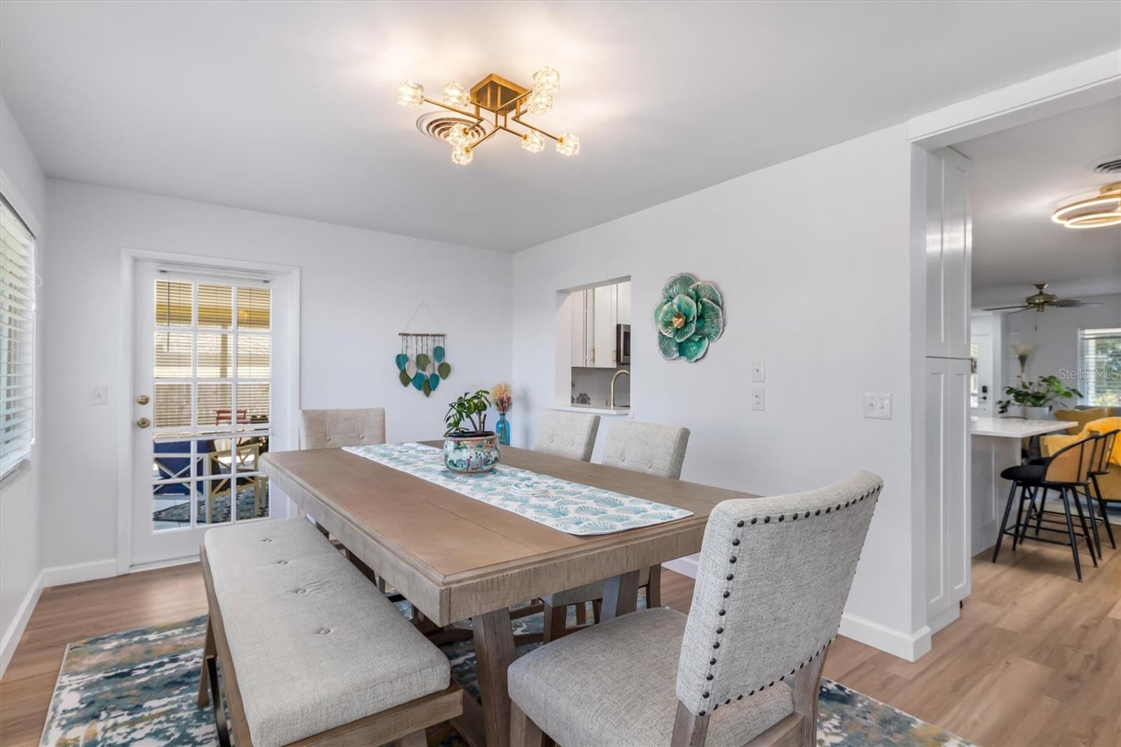 Image 23 of 30 For 2517 Sandy Lane