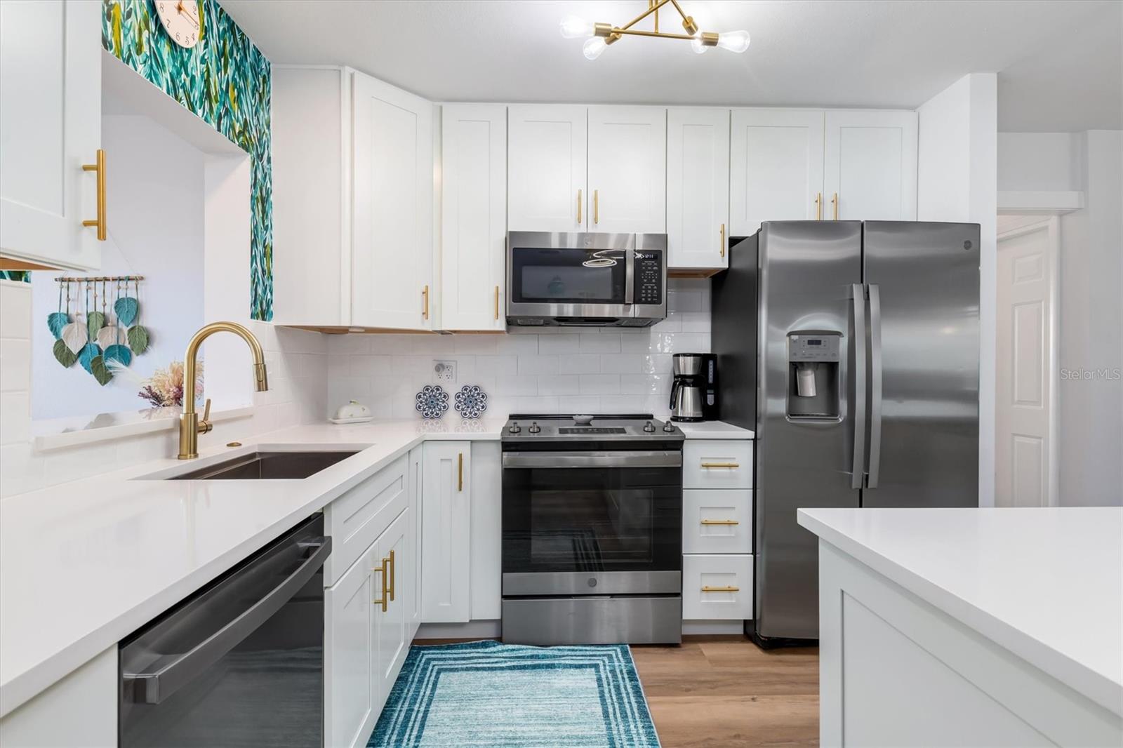 Image 8 of 30 For 2517 Sandy Lane