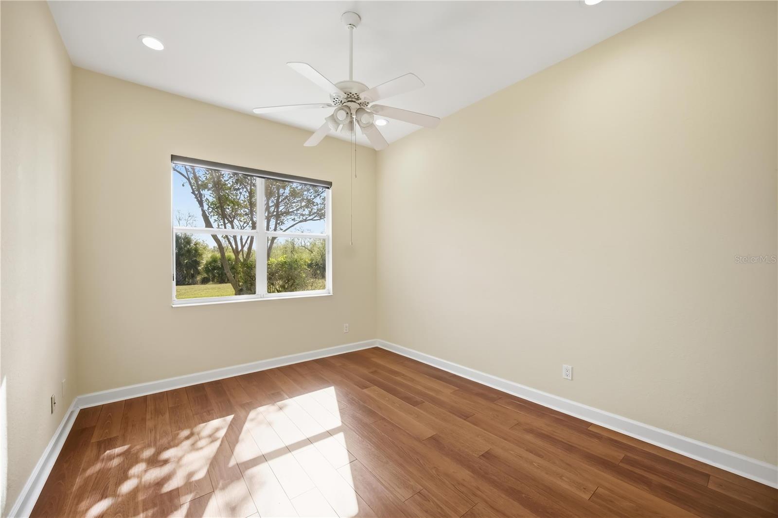 Image 33 of 100 For 441 Montelluna Drive