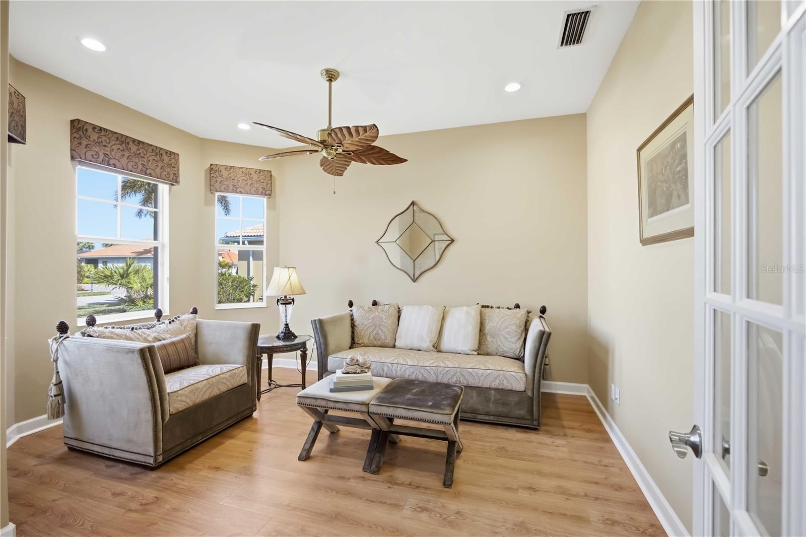 Image 6 of 100 For 441 Montelluna Drive