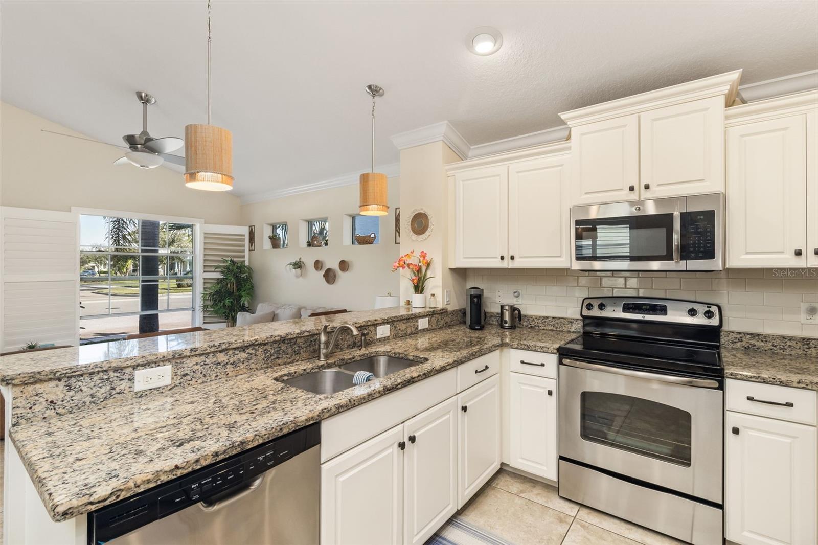 Image 10 of 26 For 6404 Autumn Woods Way