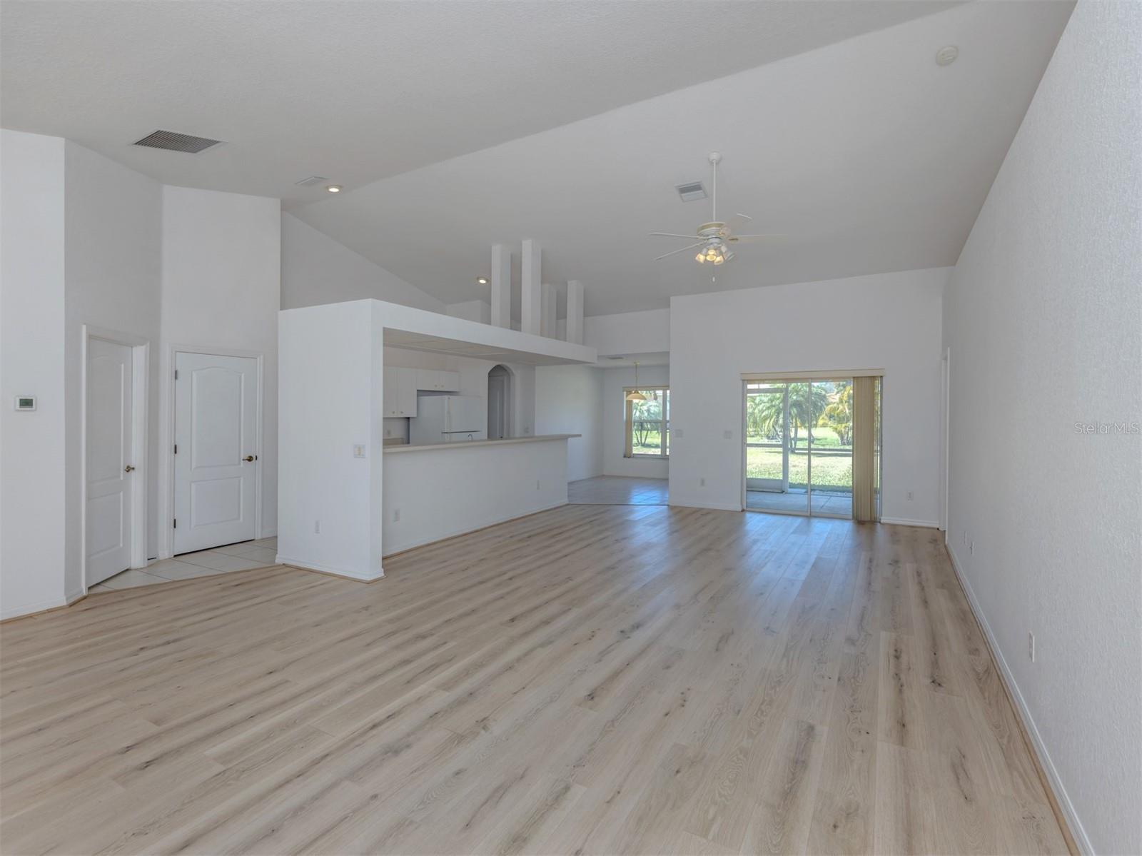 Image 6 of 57 For 123 Venice Palms Boulevard