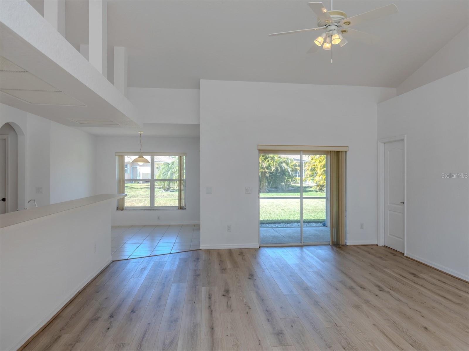 Image 8 of 57 For 123 Venice Palms Boulevard