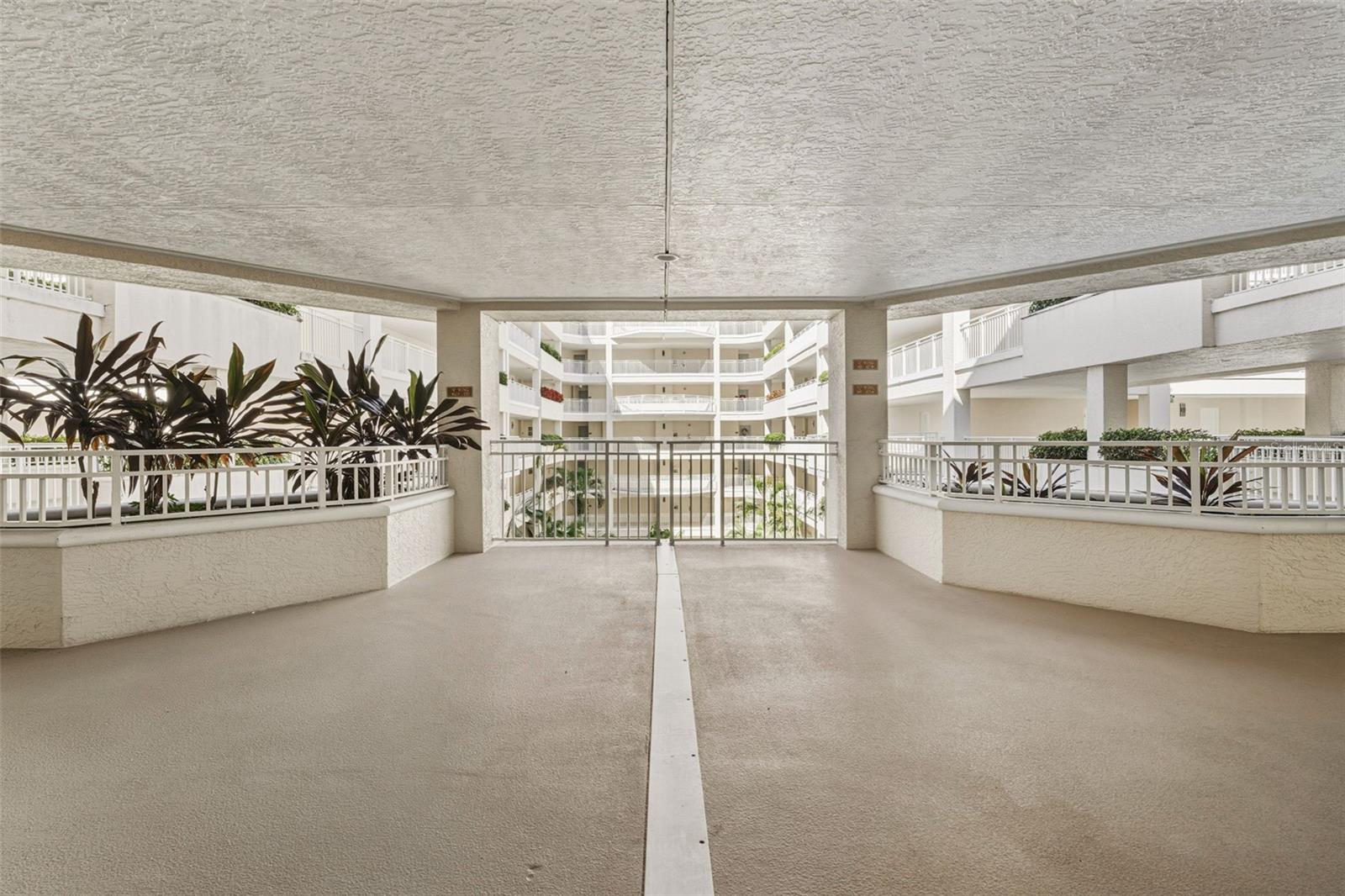 Image 46 of 64 For 3730 Cadbury Circle 631