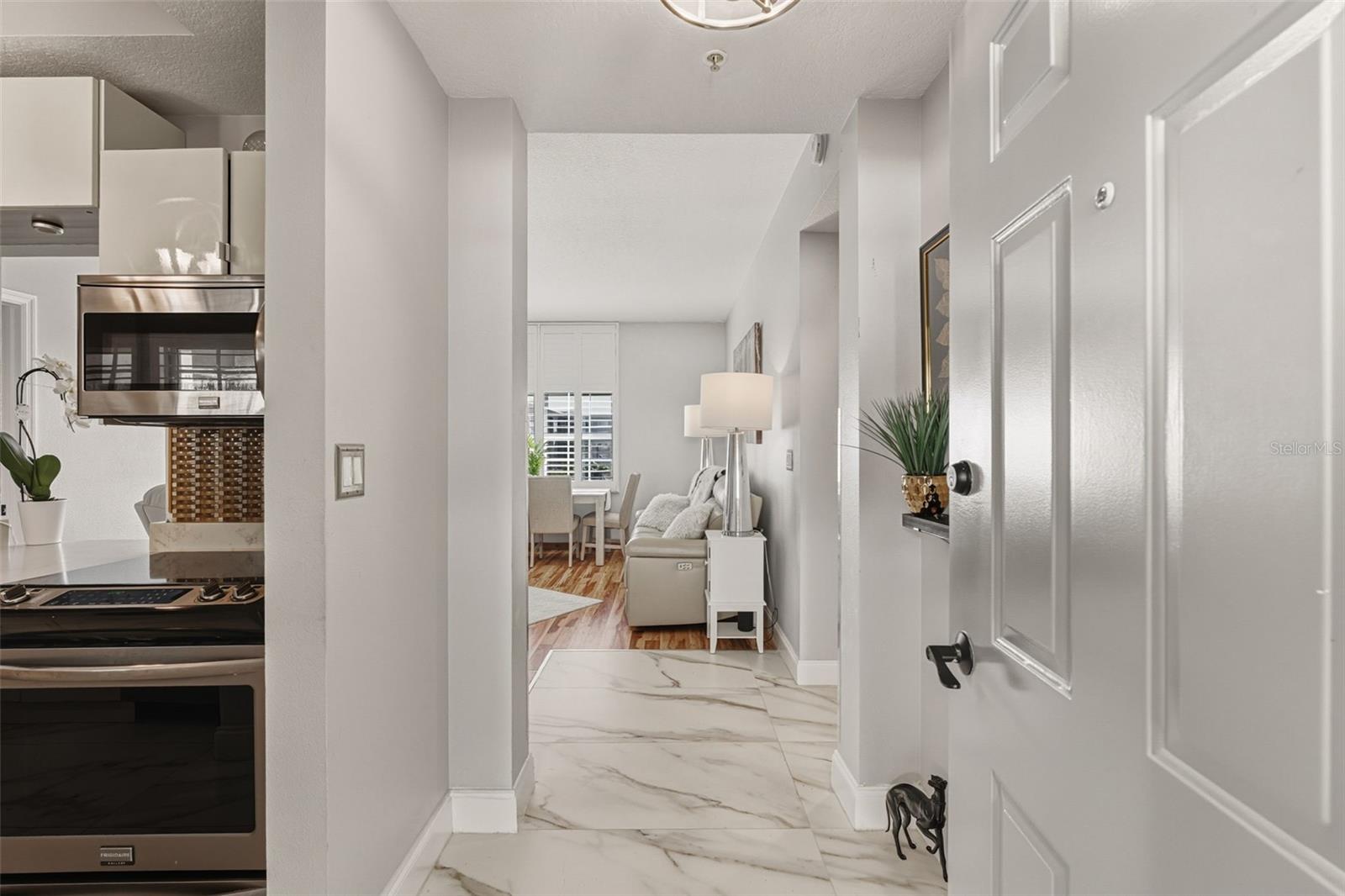 Image 5 of 64 For 3730 Cadbury Circle 631