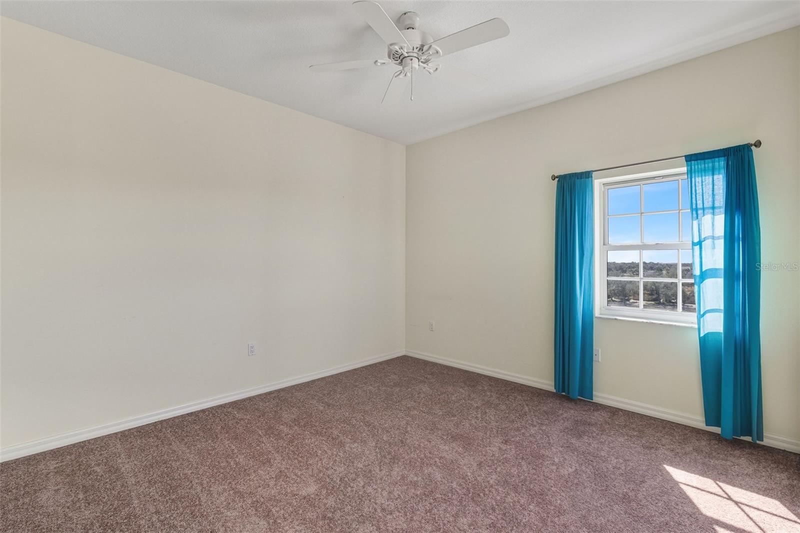 Image 24 of 72 For 3730 Cadbury Circle 528