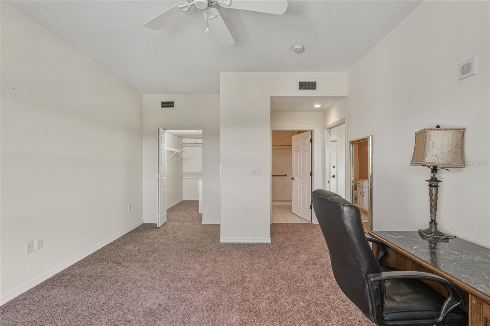 Image 26 of 72 For 3730 Cadbury Circle 528