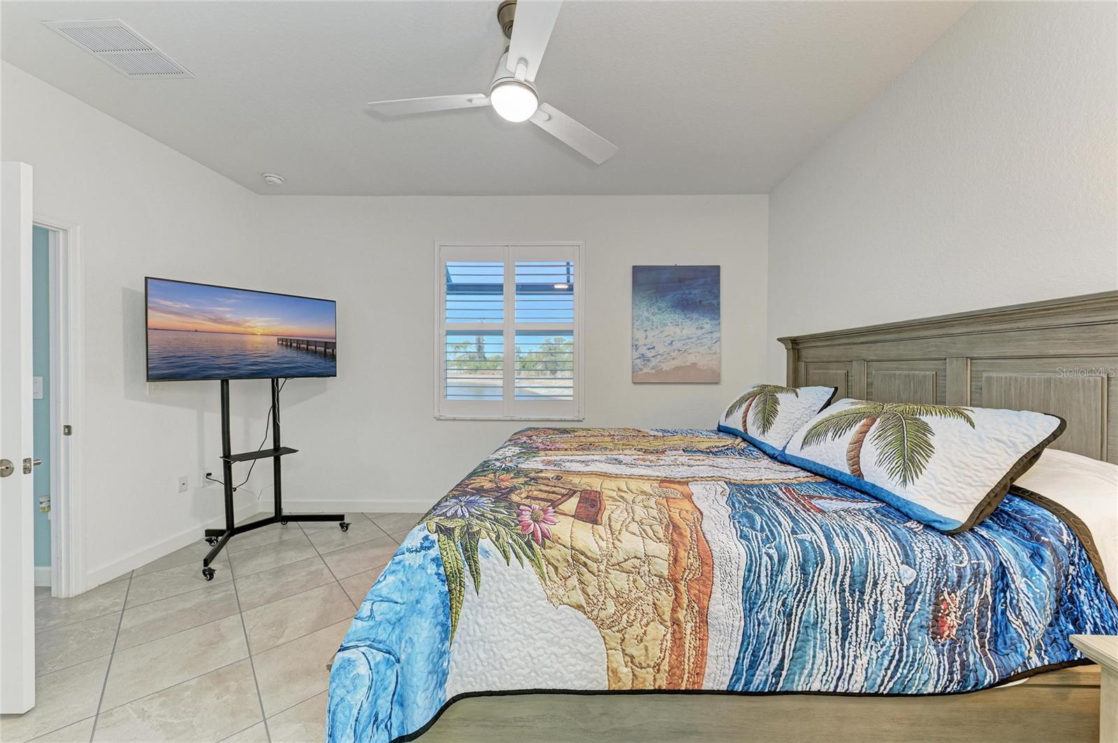 Image 39 of 92 For 8613 Seasalt Loop