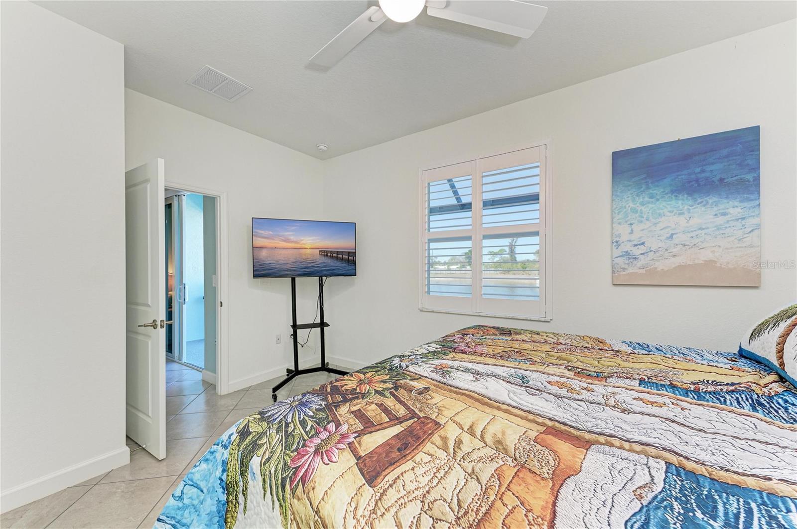 Image 40 of 92 For 8613 Seasalt Loop