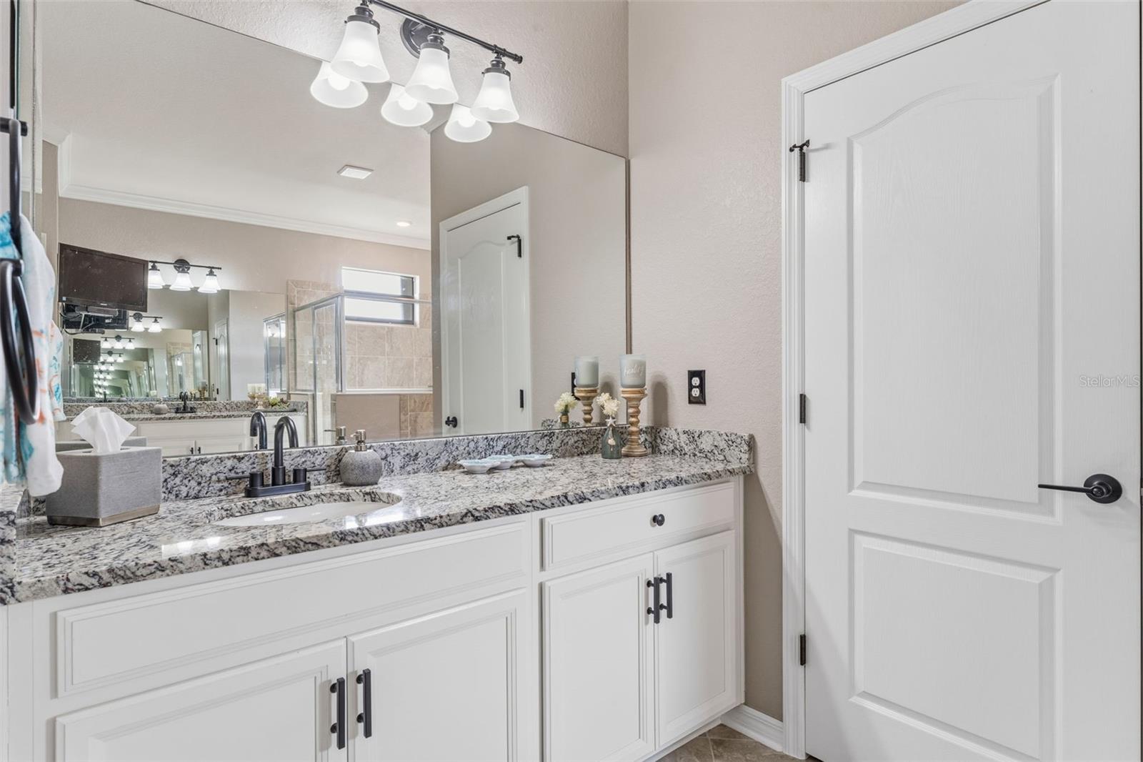 Image 34 of 90 For 13794 Vancanza Drive