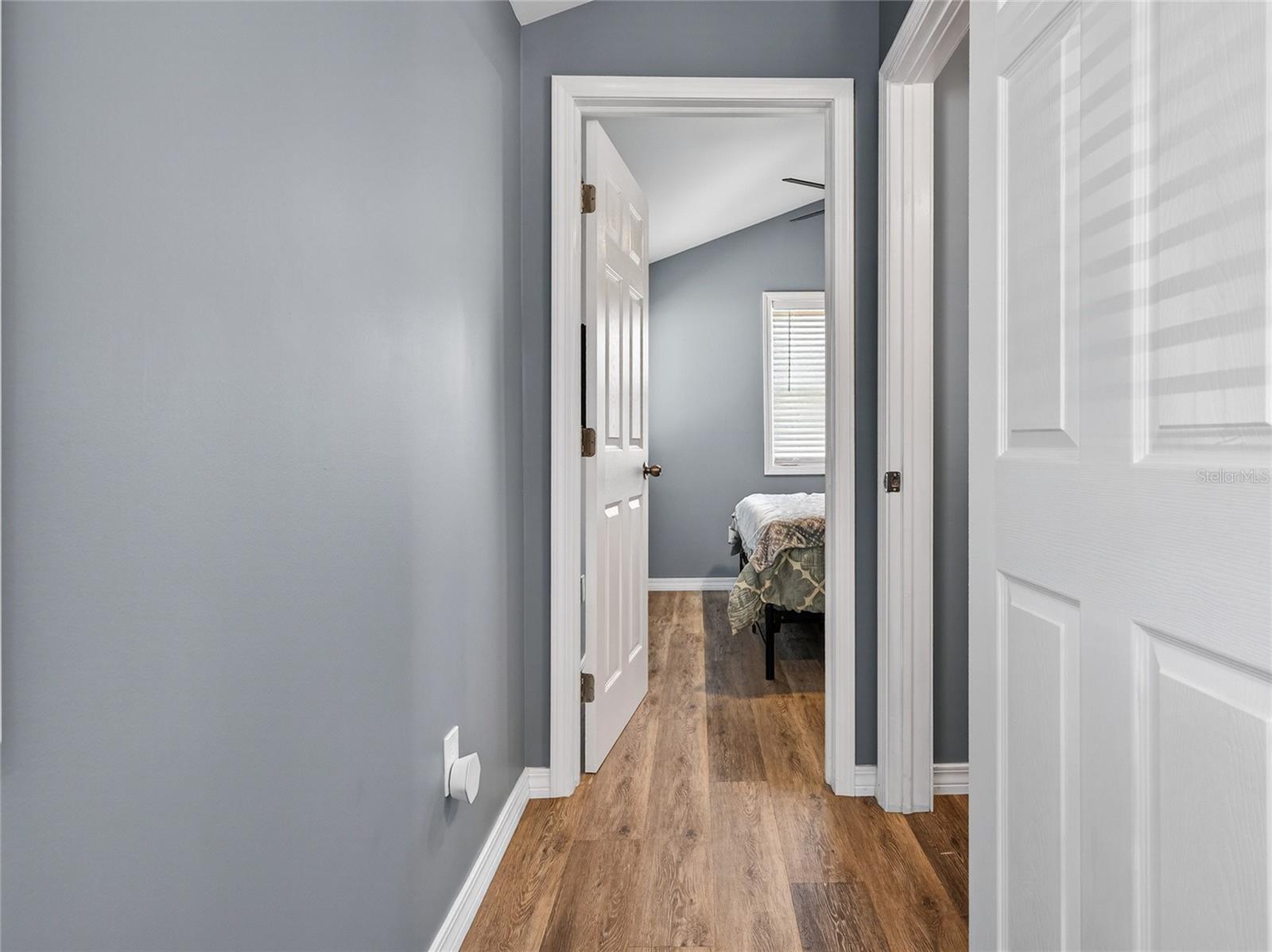 Image 30 of 78 For 204 Crown Point Drive