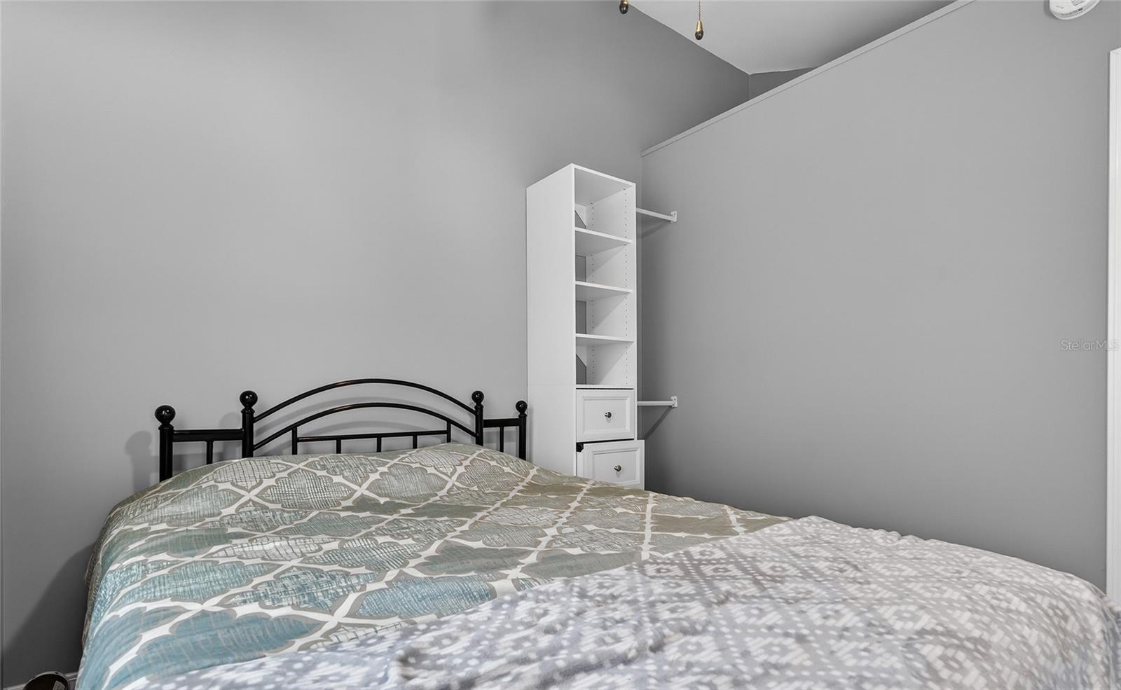 Image 32 of 78 For 204 Crown Point Drive