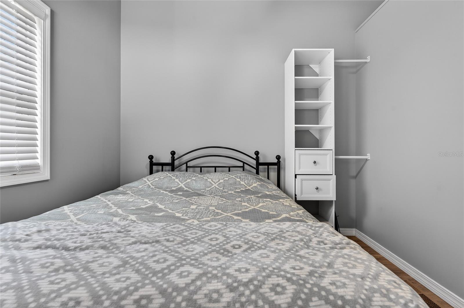 Image 33 of 78 For 204 Crown Point Drive