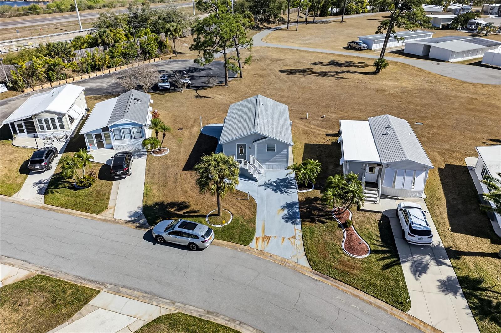 Image 43 of 78 For 204 Crown Point Drive