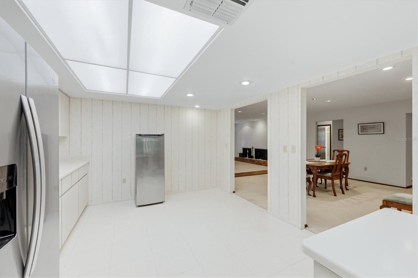 Image 14 of 42 For 491 Wisteria Road