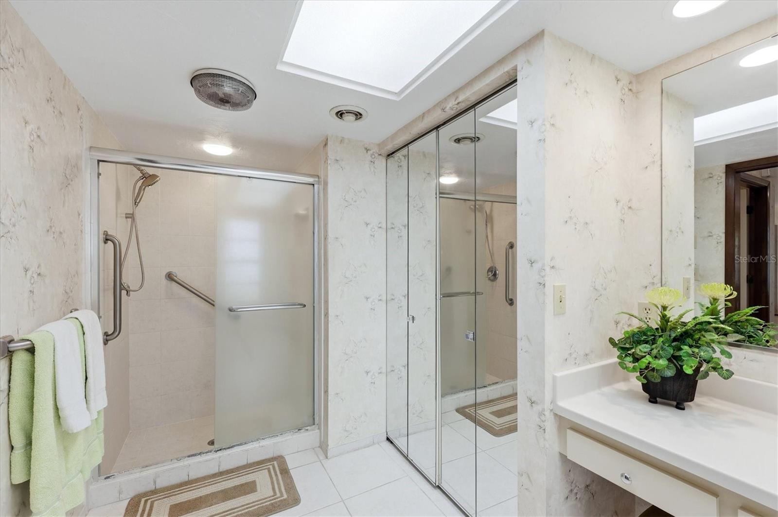 Image 18 of 42 For 491 Wisteria Road