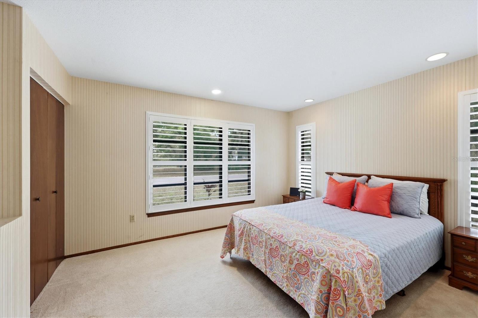 Image 20 of 42 For 491 Wisteria Road