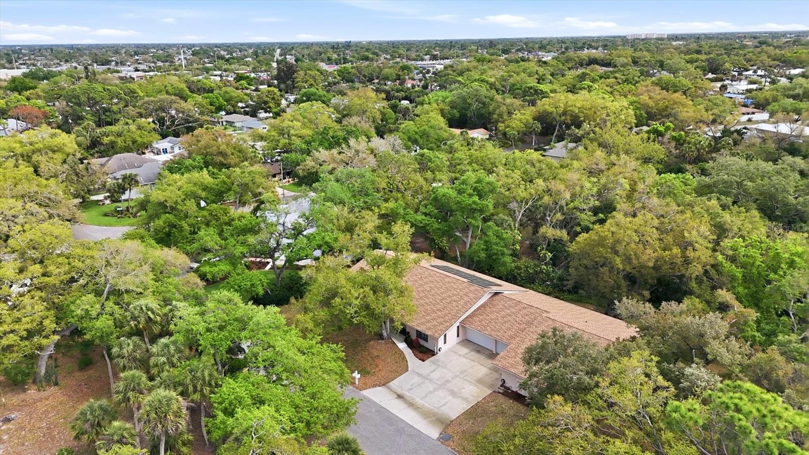 Image 3 of 42 For 491 Wisteria Road