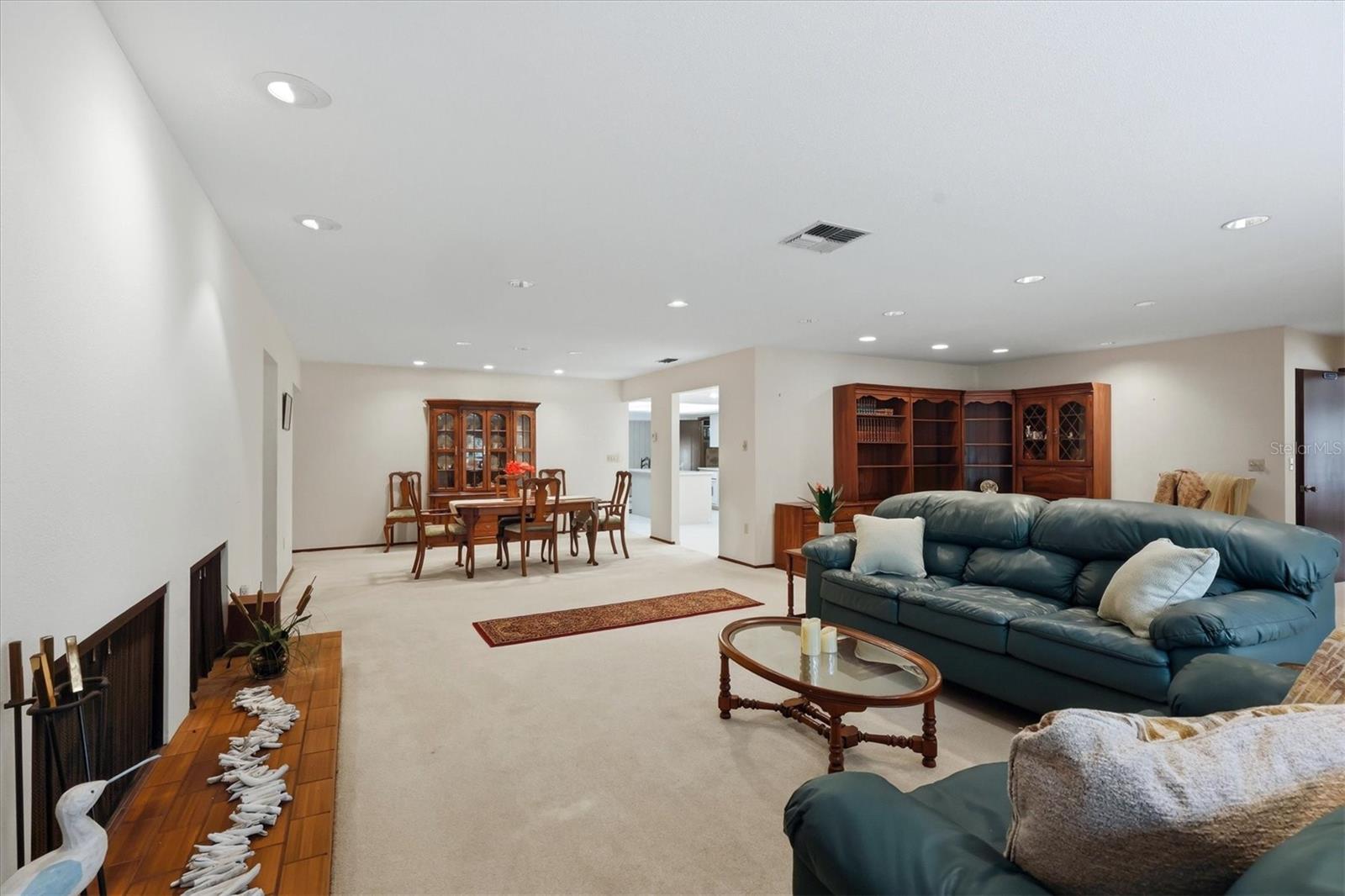 Image 7 of 42 For 491 Wisteria Road