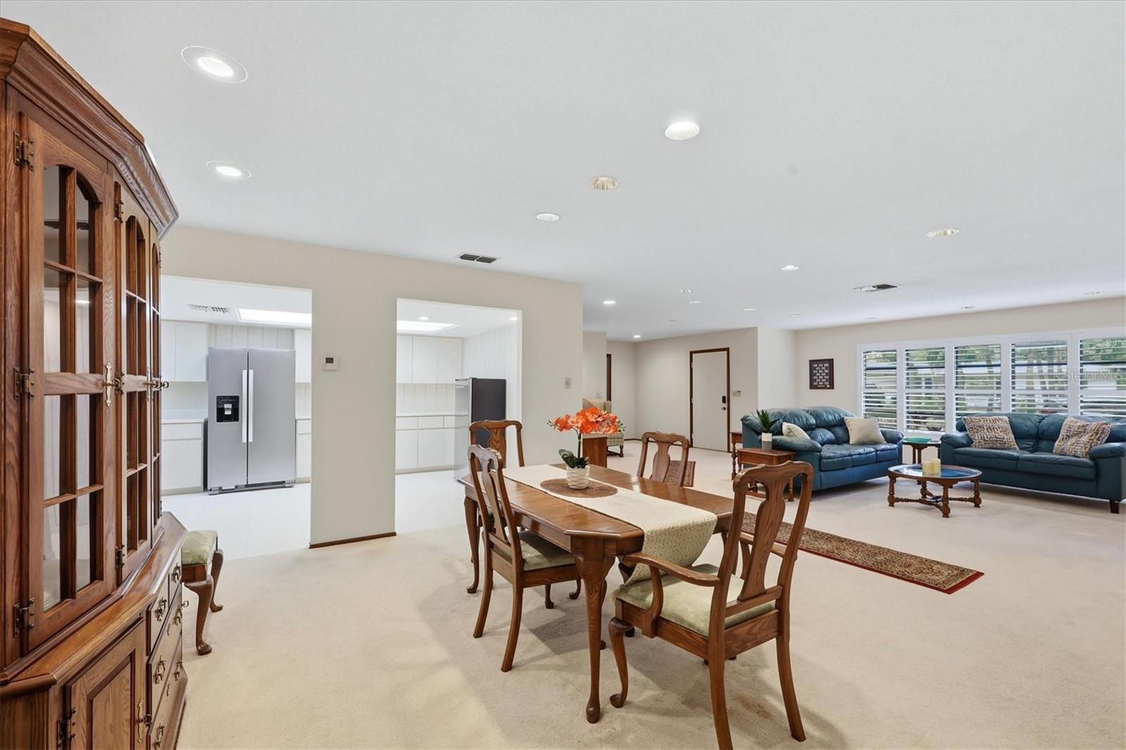 Image 8 of 42 For 491 Wisteria Road