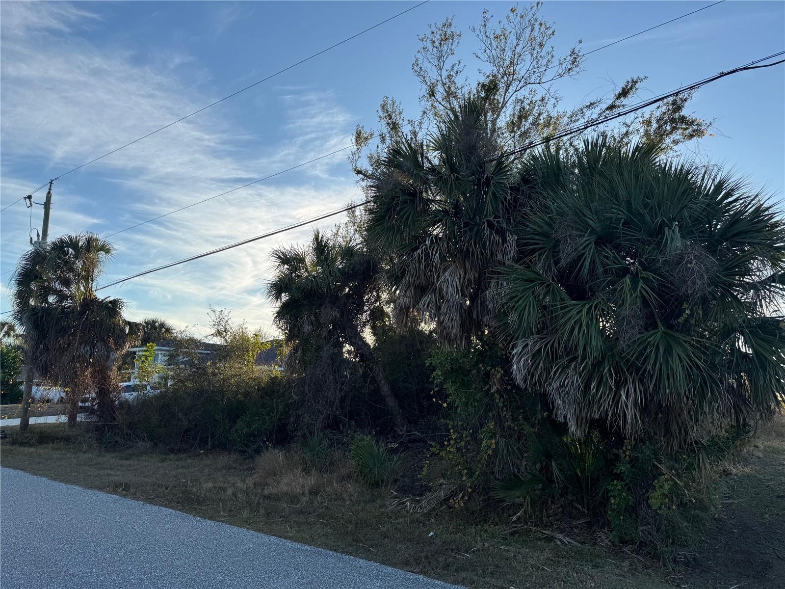 Image 6 of 12 For 7169 Burnsville St