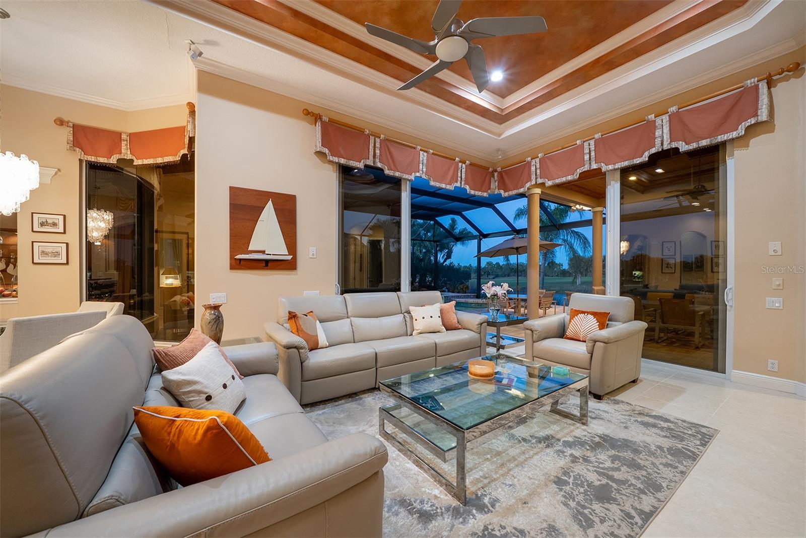 Image 26 of 87 For 14 Carisa Royale Court