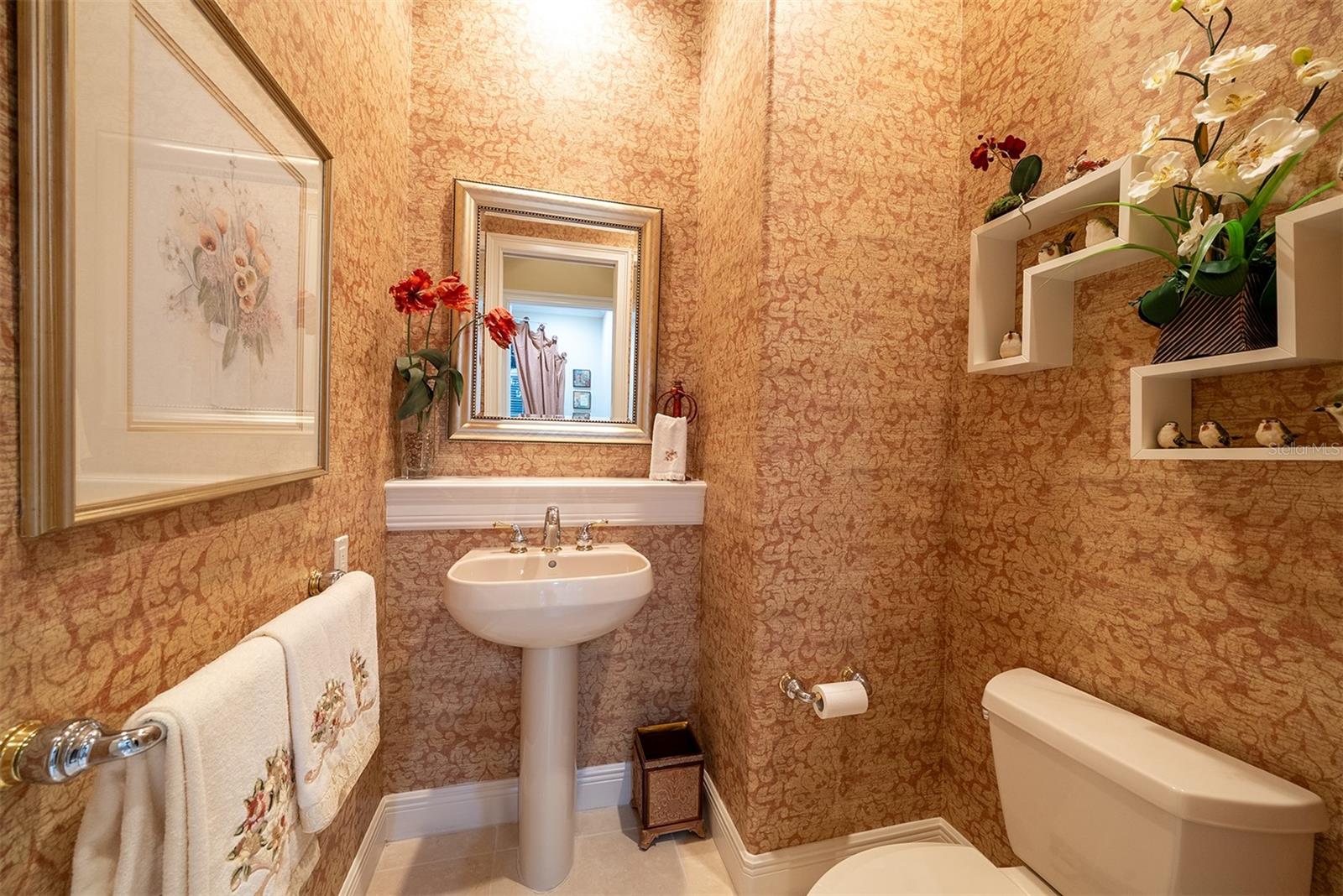 Image 29 of 87 For 14 Carisa Royale Court