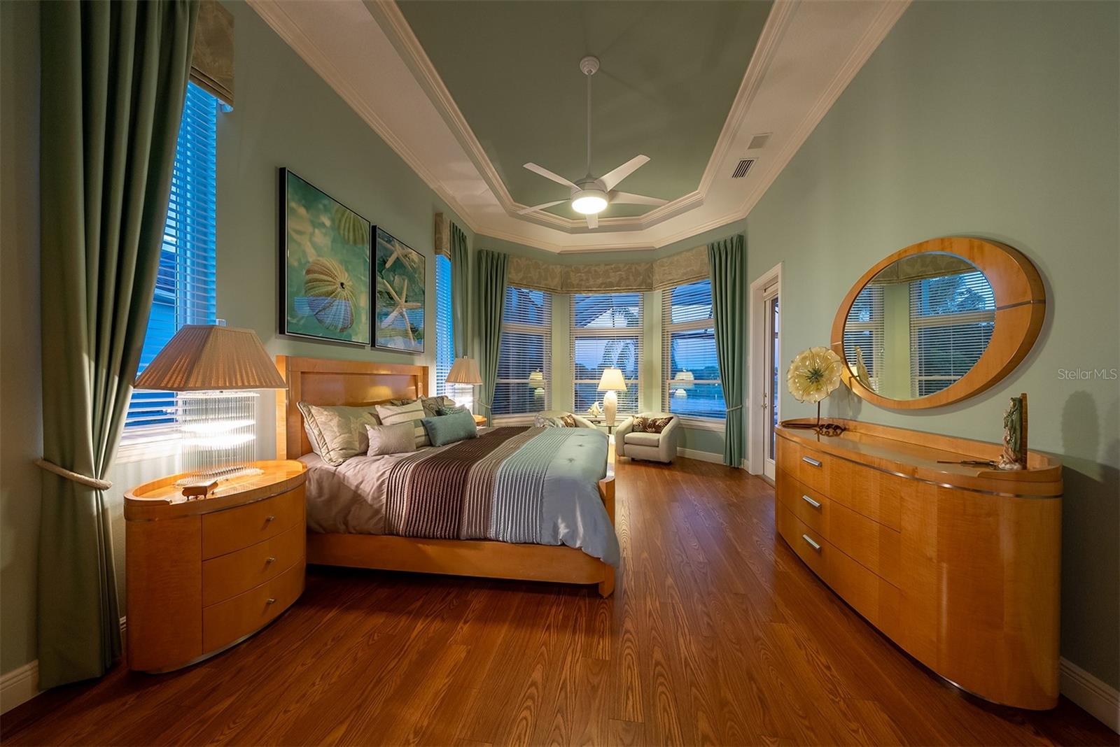 Image 31 of 87 For 14 Carisa Royale Court