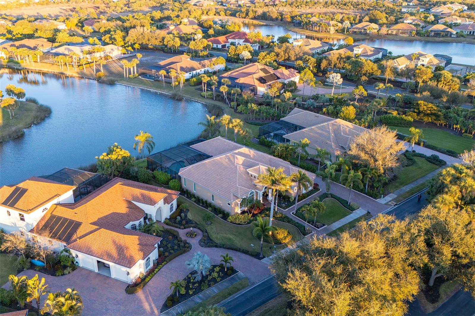 Image 60 of 87 For 14 Carisa Royale Court