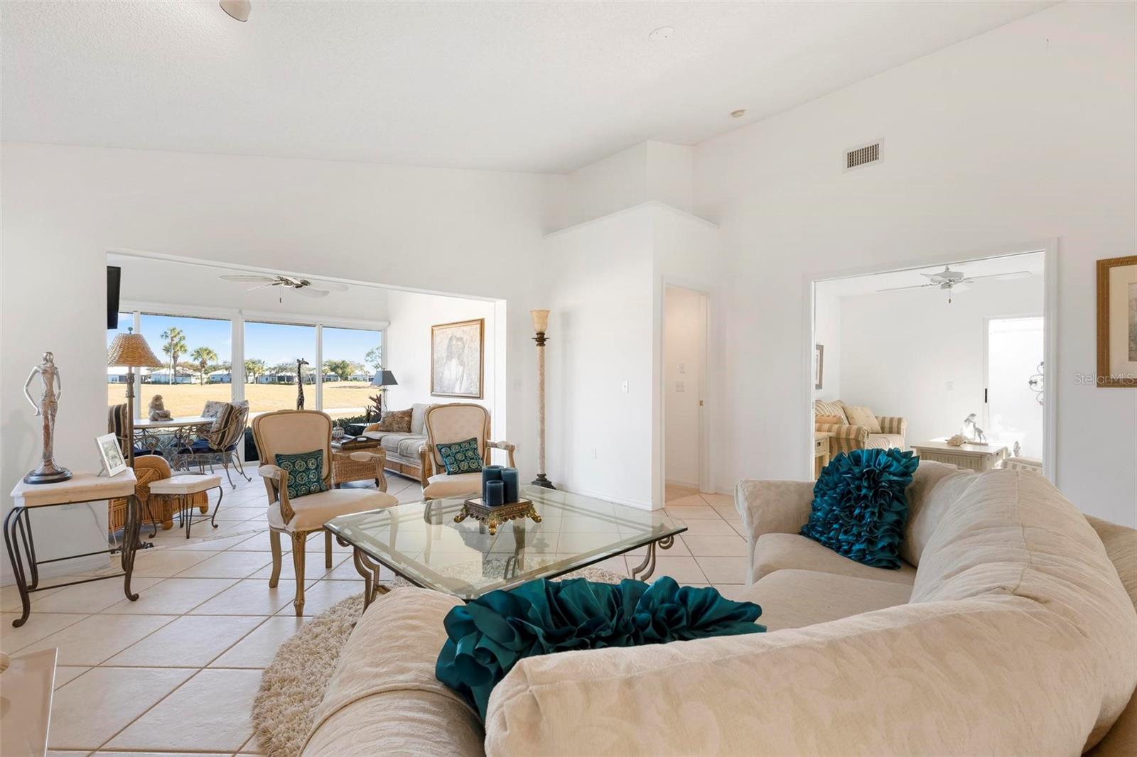 Image 8 of 58 For 732 Brightside Crescent Drive 17