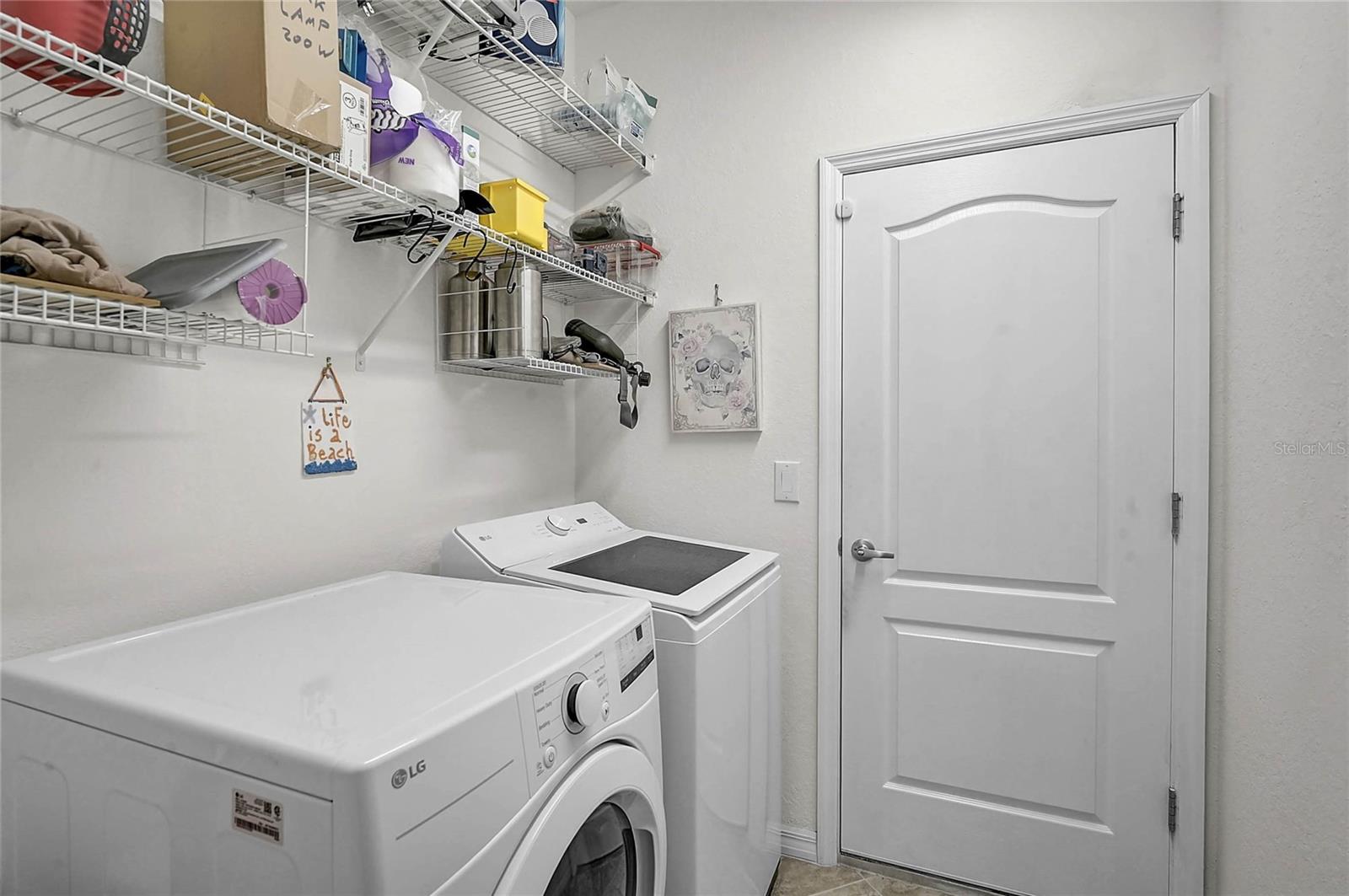 Image 22 of 68 For 10095 Crooked Creek Drive