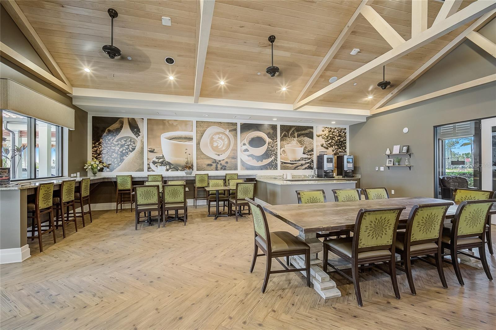 Image 43 of 68 For 10095 Crooked Creek Drive