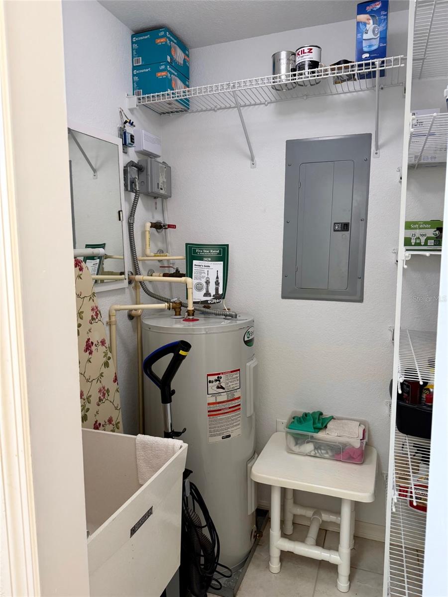 Image 22 of 34 For 1801 Auburn Lakes Circle 1