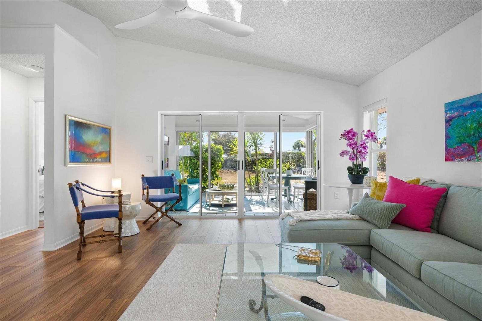 Image 10 of 39 For 733 Brightside Crescent Drive 31