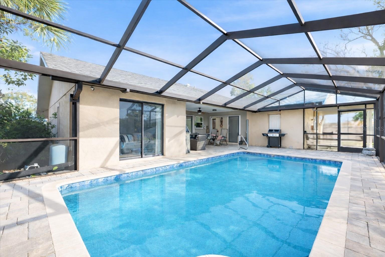 Image 35 of 79 For 1627 Del Monte Court